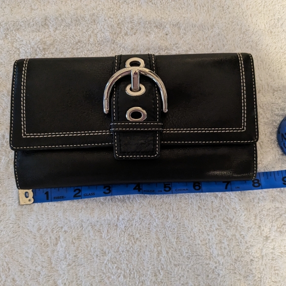 Coach Smooth Soft Black Leather Soho Trifold Envelope Wallet Silver Buckle - Picture 11 of 12